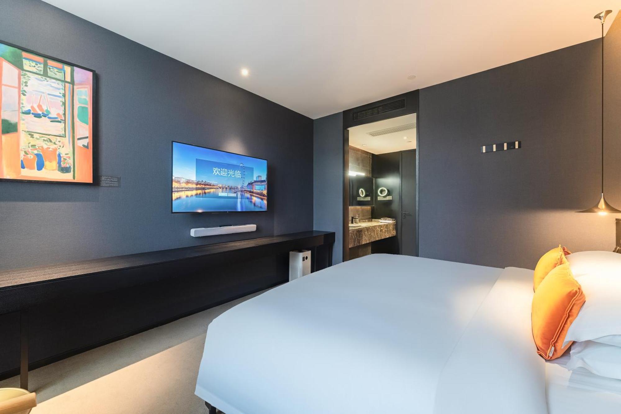 Hesu Designer Hotel & Suites -Near Xi'An Drum Tower And Yongning Gate -Free Laundry Luggage Storage -Kitty Cafe With Freshly Ground Coffee -24H Front Desk -English Service -Exclusive Subsidies For Dumpling Banquet & Show Exterior photo