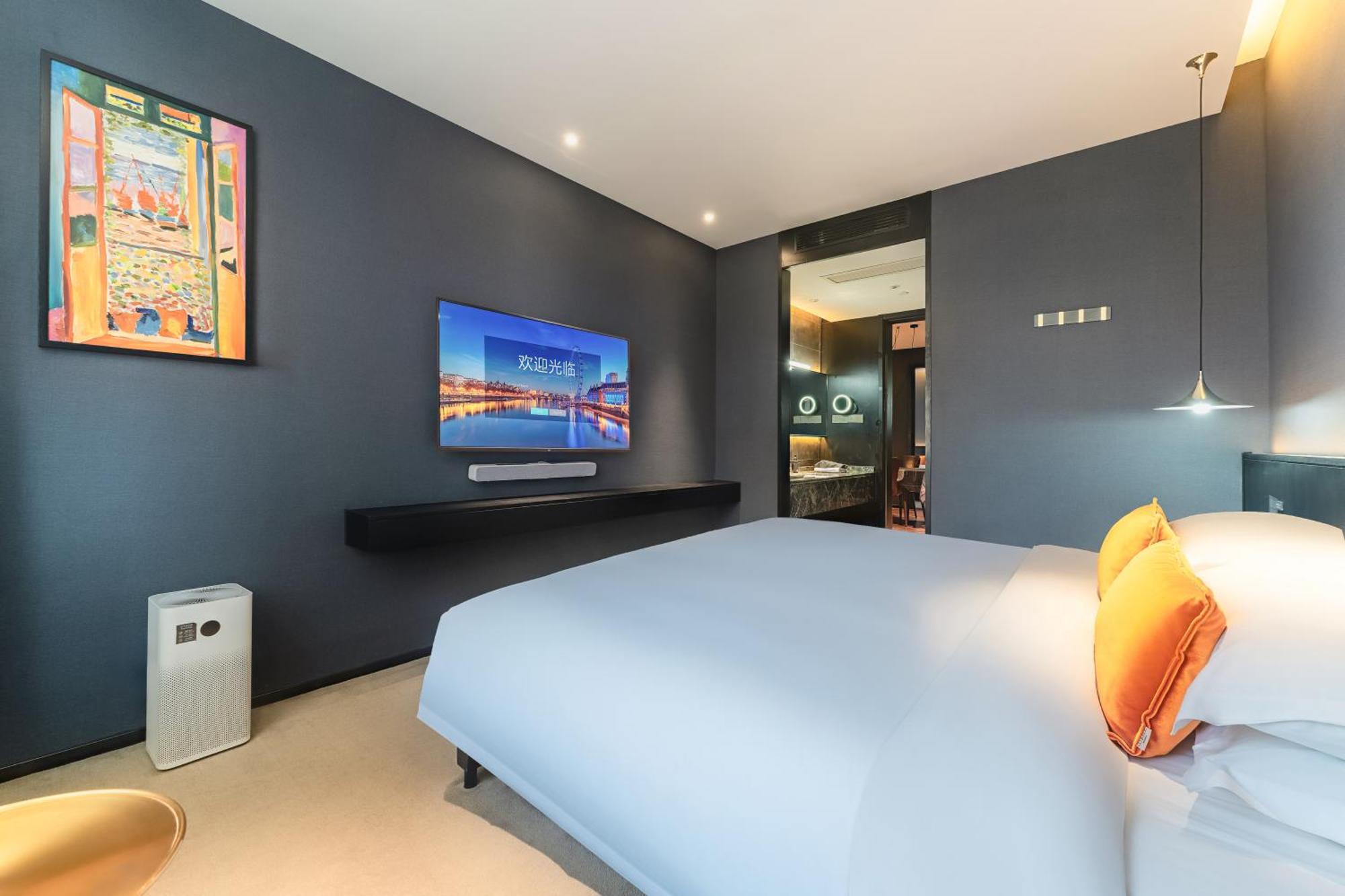 Hesu Designer Hotel & Suites -Near Xi'An Drum Tower And Yongning Gate -Free Laundry Luggage Storage -Kitty Cafe With Freshly Ground Coffee -24H Front Desk -English Service Exterior photo