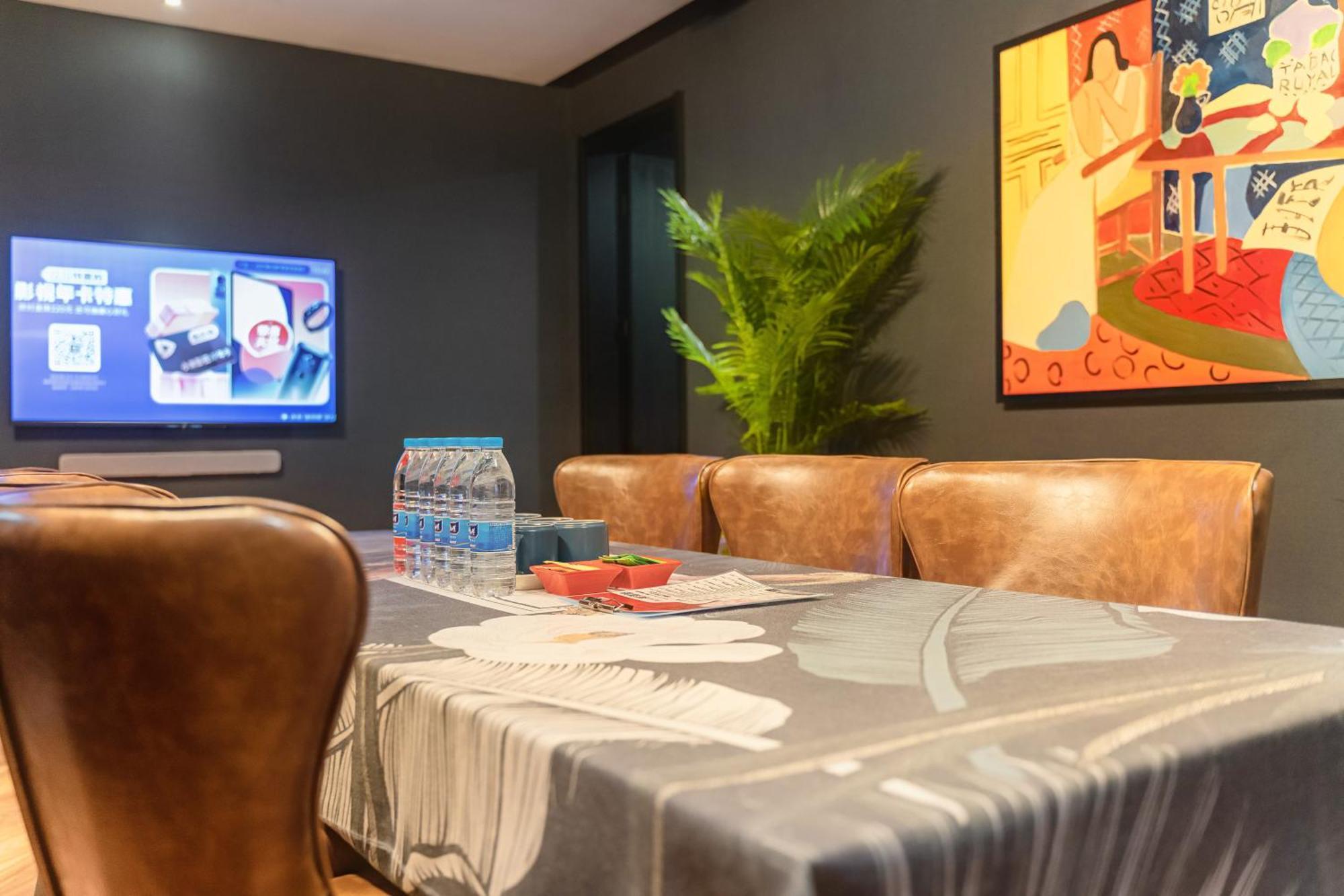 Hesu Designer Hotel & Suites -Near Xi'An Drum Tower And Yongning Gate -Free Laundry Luggage Storage -Kitty Cafe With Freshly Ground Coffee -24H Front Desk -English Service -Exclusive Subsidies For Dumpling Banquet & Show Exterior photo
