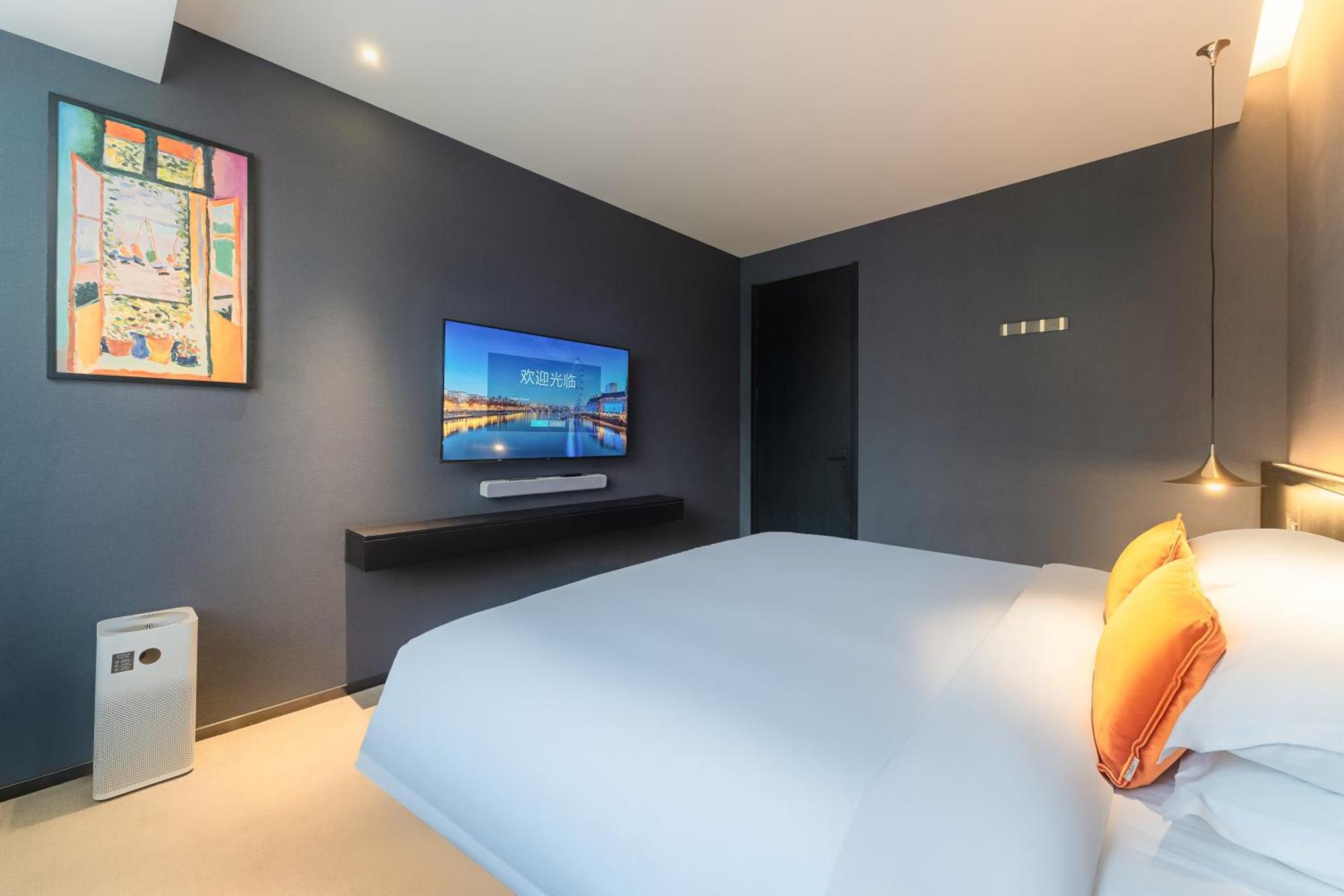 Hesu Designer Hotel & Suites -Near Xi'An Drum Tower And Yongning Gate -Free Laundry Luggage Storage -Kitty Cafe With Freshly Ground Coffee -24H Front Desk -English Service -Exclusive Subsidies For Dumpling Banquet & Show Exterior photo