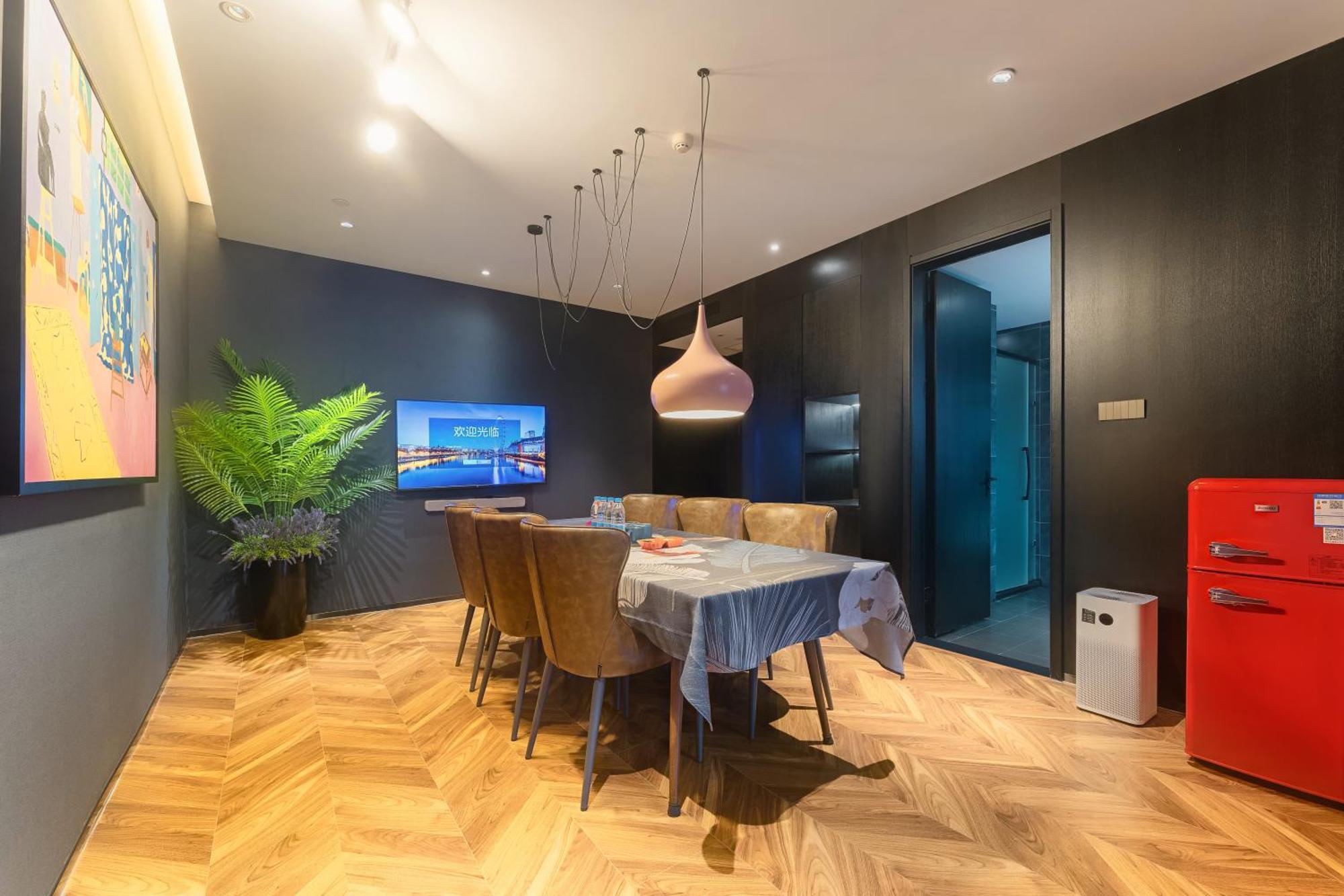 Hesu Designer Hotel & Suites -Near Xi'An Drum Tower And Yongning Gate -Free Laundry Luggage Storage -Kitty Cafe With Freshly Ground Coffee -24H Front Desk -English Service -Exclusive Subsidies For Dumpling Banquet & Show Exterior photo
