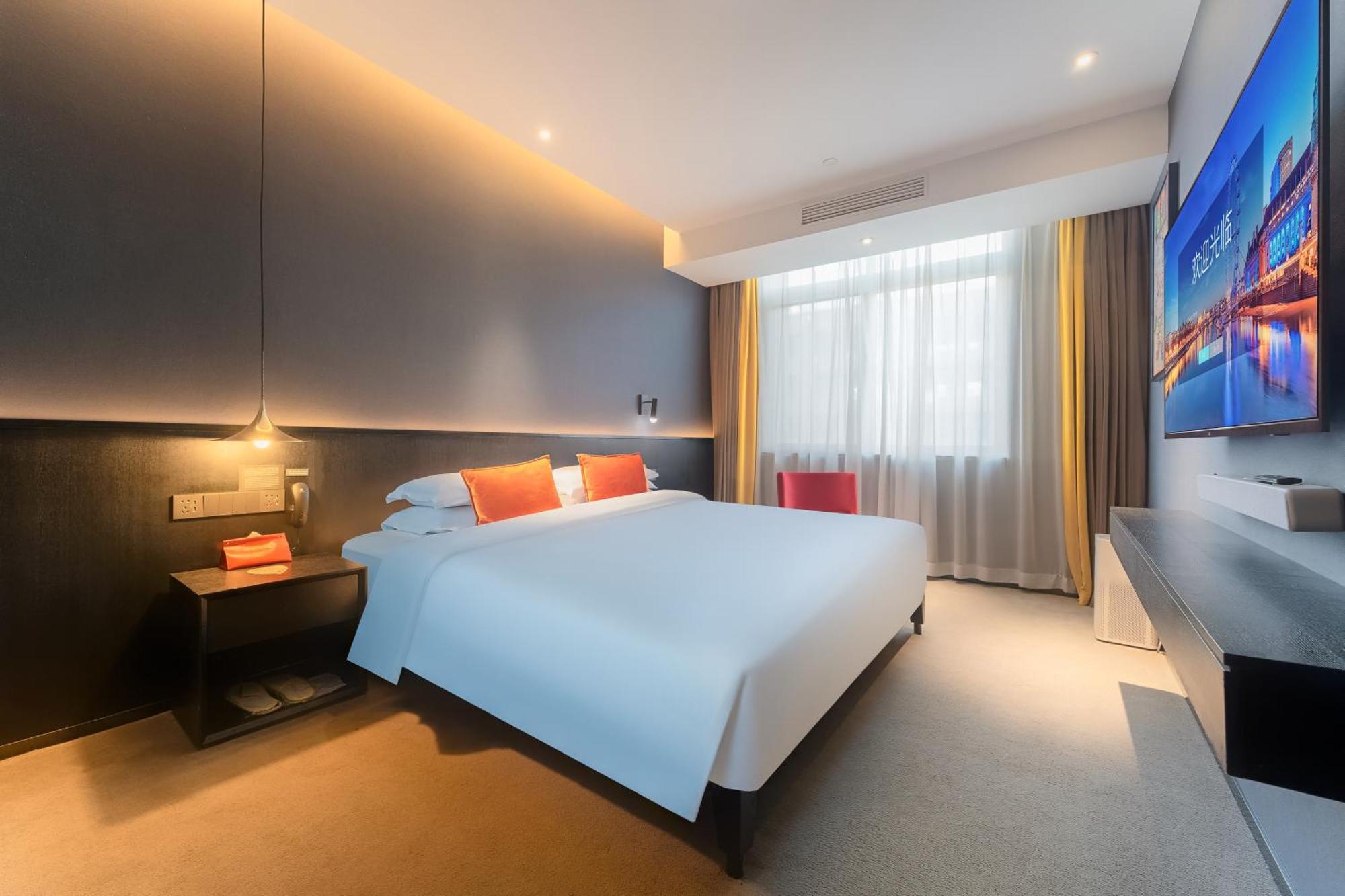 Hesu Designer Hotel & Suites -Near Xi'An Drum Tower And Yongning Gate -Free Laundry Luggage Storage -Kitty Cafe With Freshly Ground Coffee -24H Front Desk -English Service -Exclusive Subsidies For Dumpling Banquet & Show Exterior photo